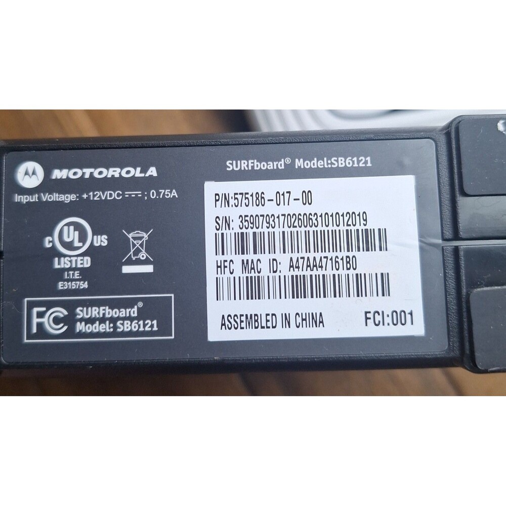 Motorola SURFboard SB6121 Modem and TP-Link TL-WR841N Router Combo - Picture 3 of 7